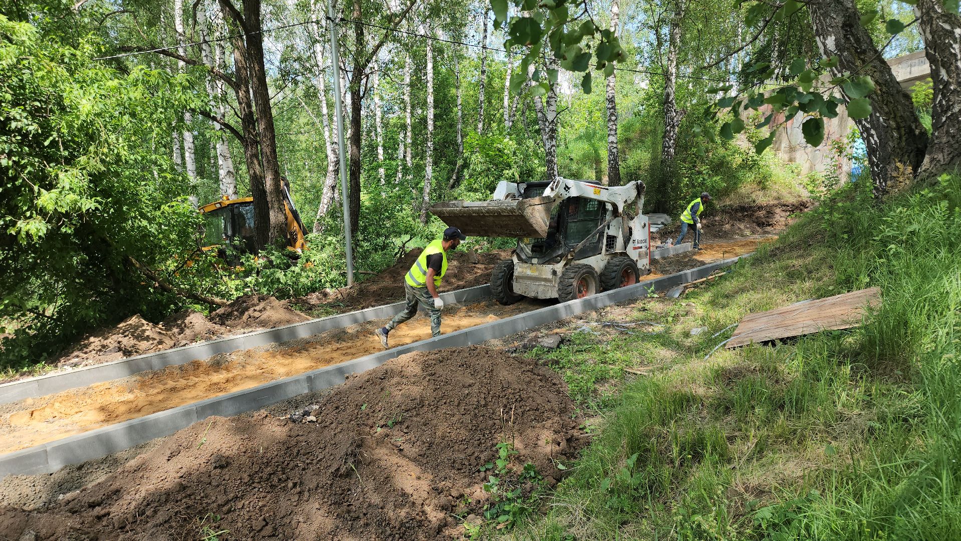 кашира, благоустройство, тротуар, пешеходная дорога, тесна, железная дорога,