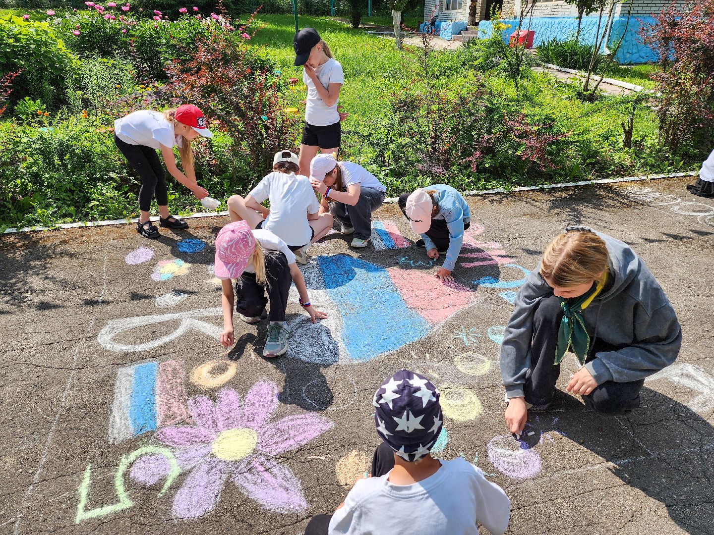 Подольск, День России, Лагерь Ромашка, Дети, Патриотизм, Рисунки мелом,конкурс рисунков,
