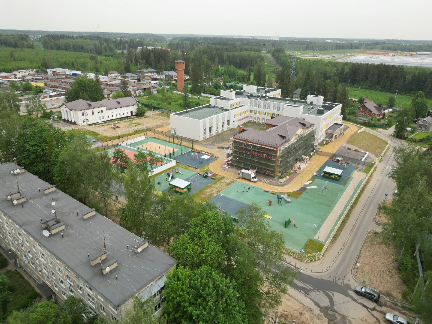 видео с коптера, школа в поварово, школа в солнечногорске,