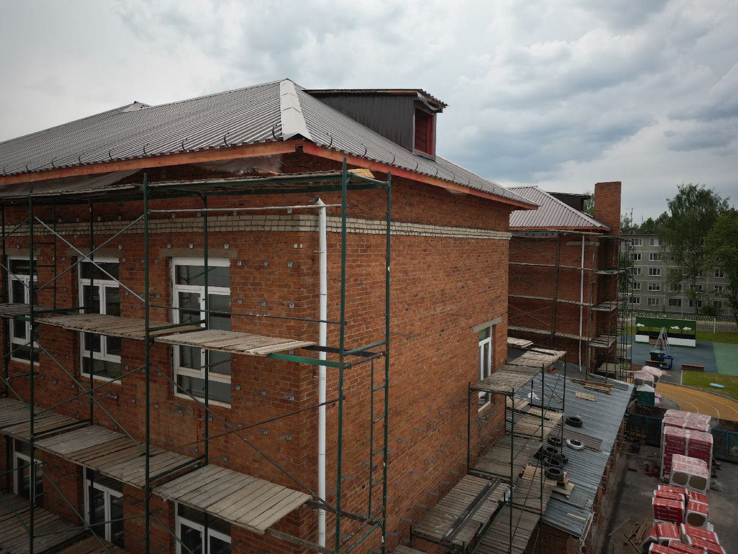 видео с коптера, школа в поварово, школа в солнечногорске,