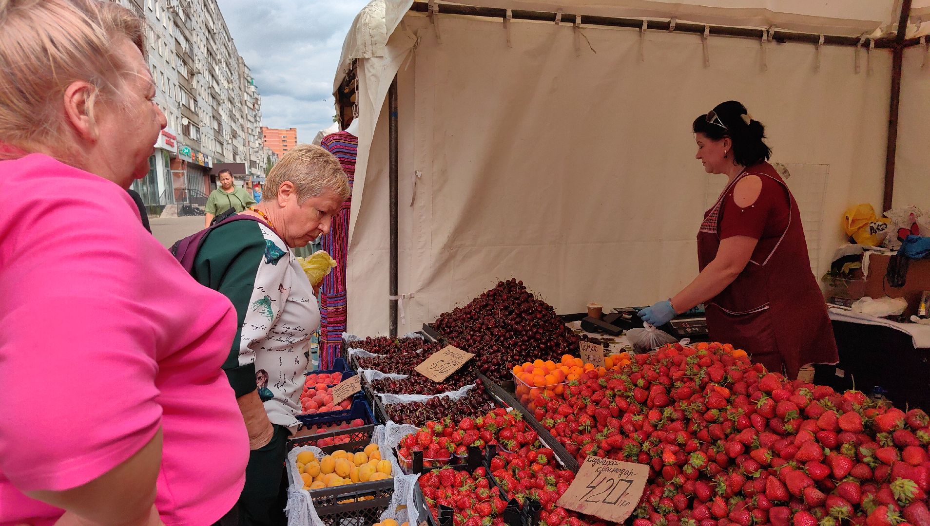 ярмарка, овощи, фрукты, текстиль,