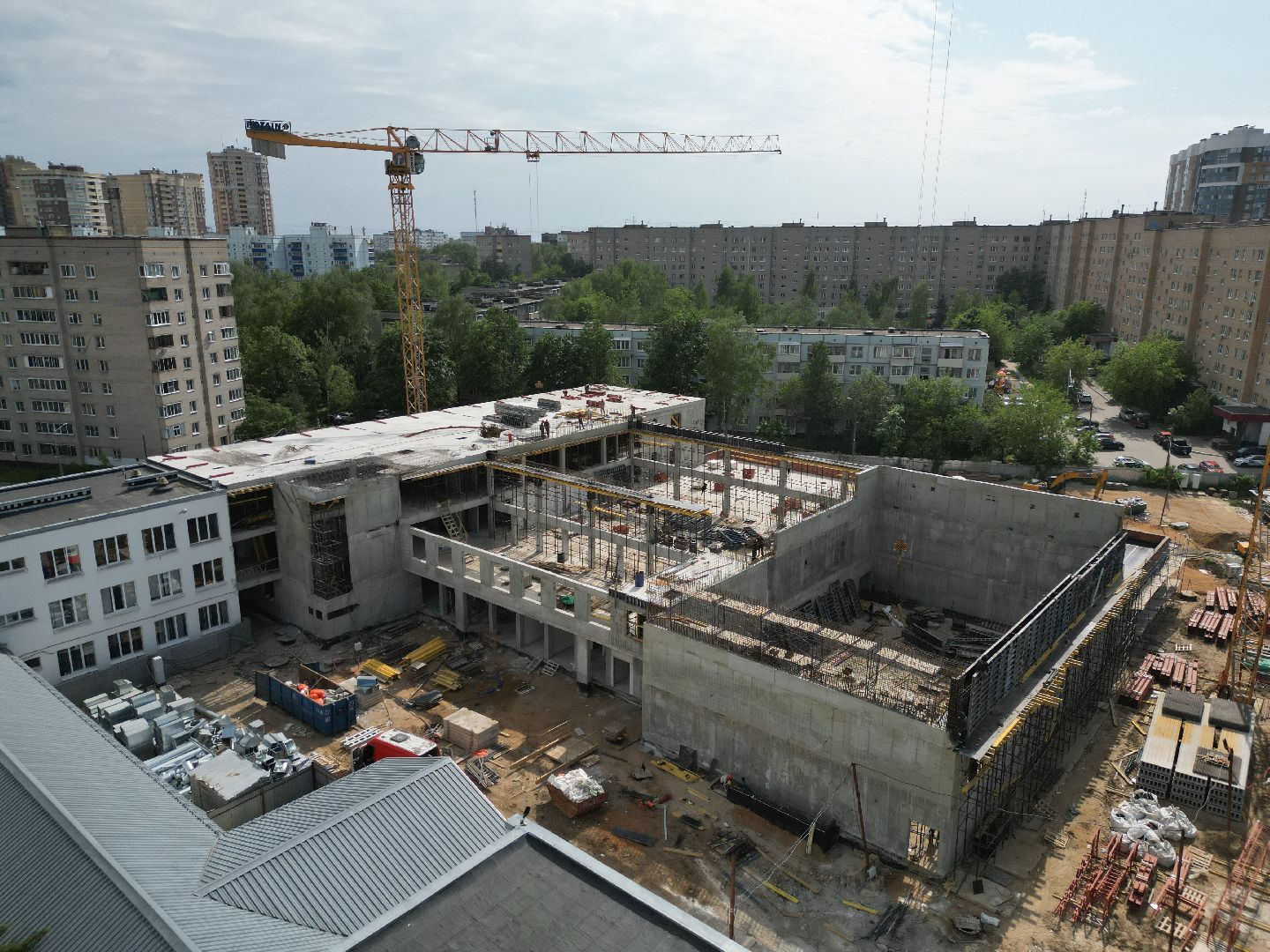 видео с коптера, гимназия 6 в солнечногорске,