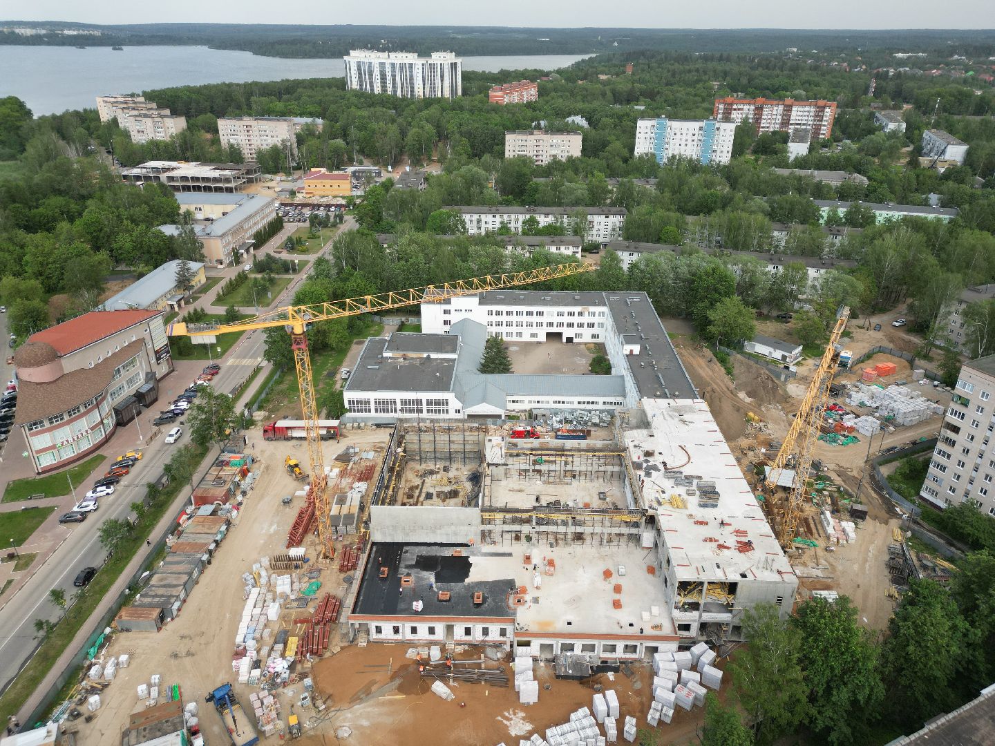 видео с коптера, гимназия 6 в солнечногорске,