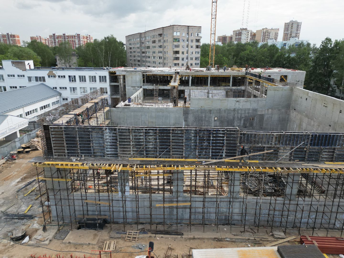 видео с коптера, гимназия 6 в солнечногорске,