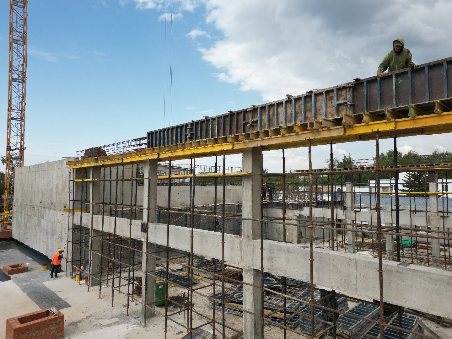 видео с коптера, гимназия 6 в солнечногорске,