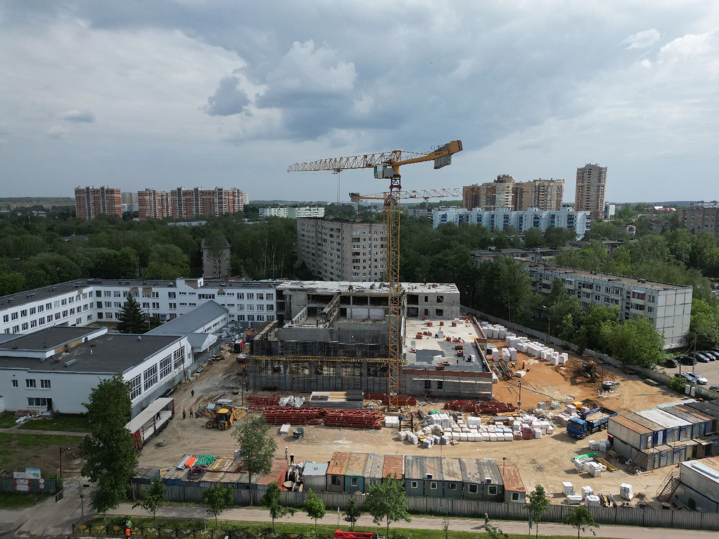 видео с коптера, гимназия 6 в солнечногорске,