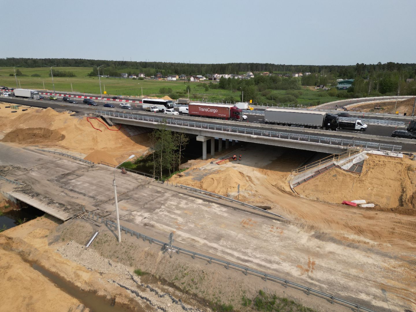 видео с коптера, мост через реку Скалба , м-8 холмогоры, дороги подмосковья,