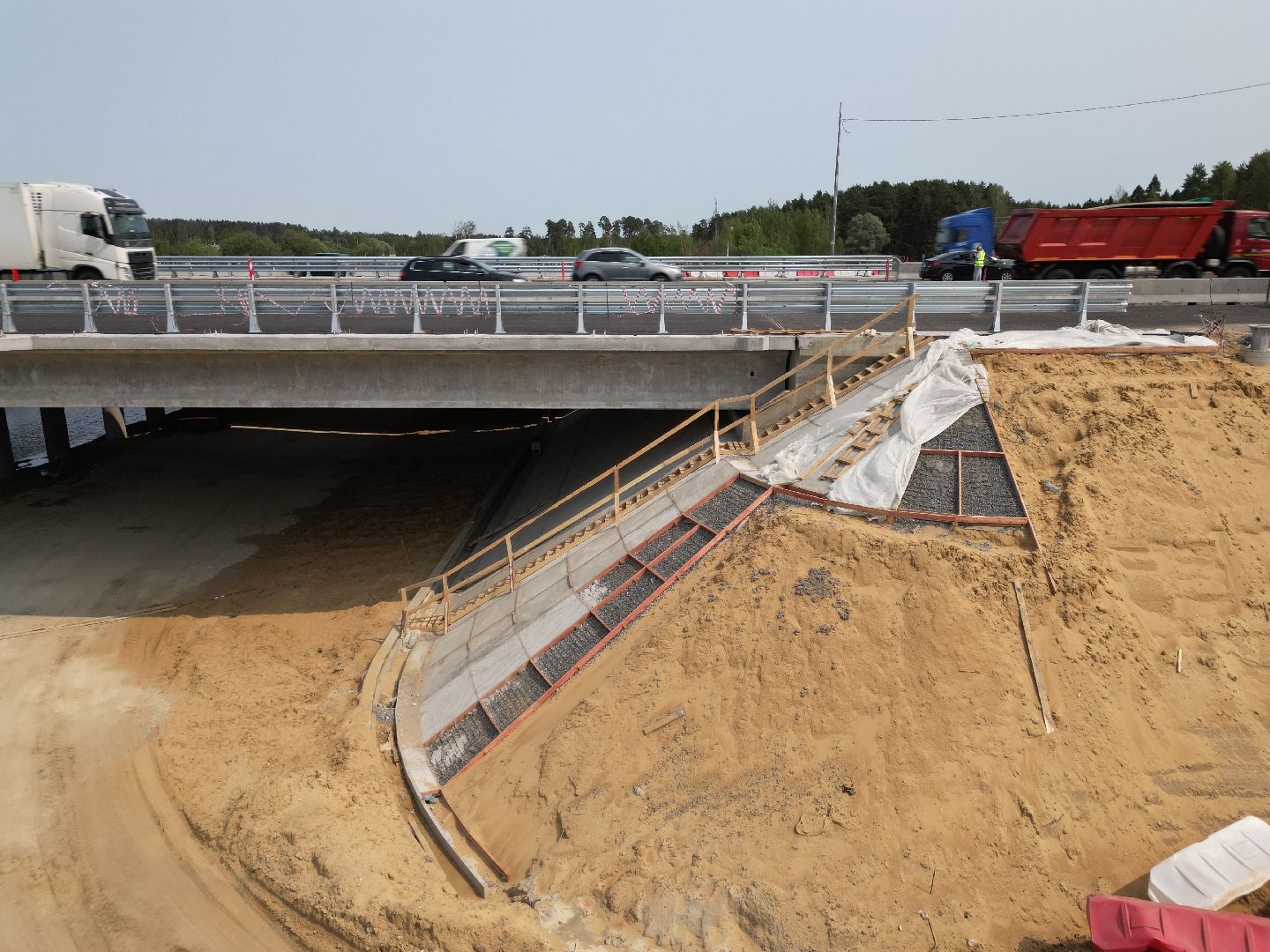 видео с коптера, мост через реку Скалба , м-8 холмогоры, дороги подмосковья,