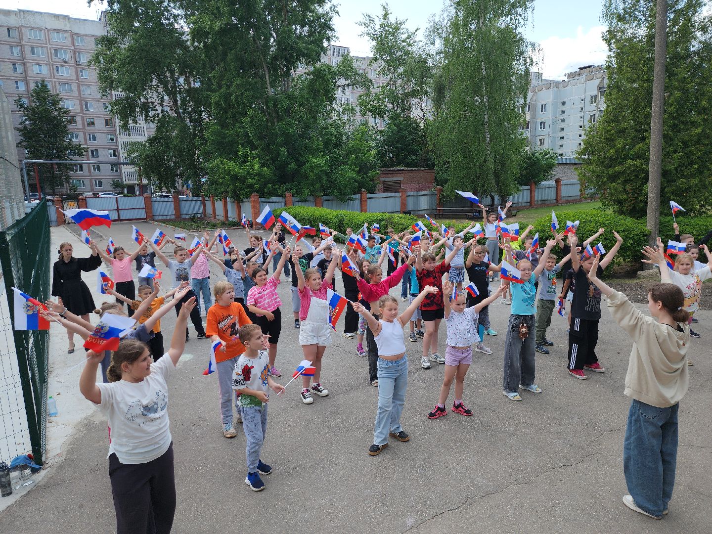 серпухов, подмосковье, день россии, флэшмоб,