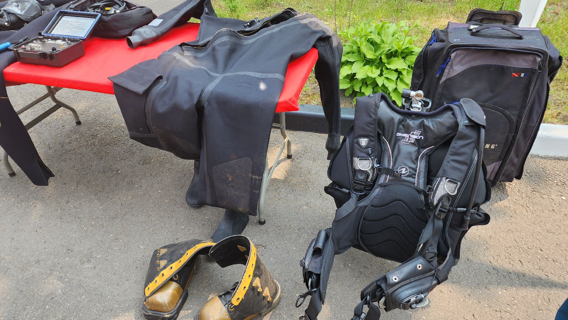 реутов, мчс, оборудование, водолазы, гидрокостюм, дыхательная система,