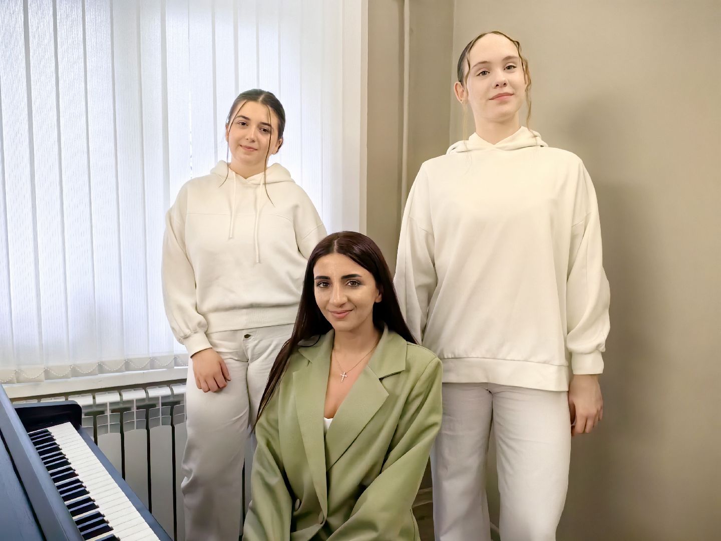 клип, день россии, коллектив, группа, акция,