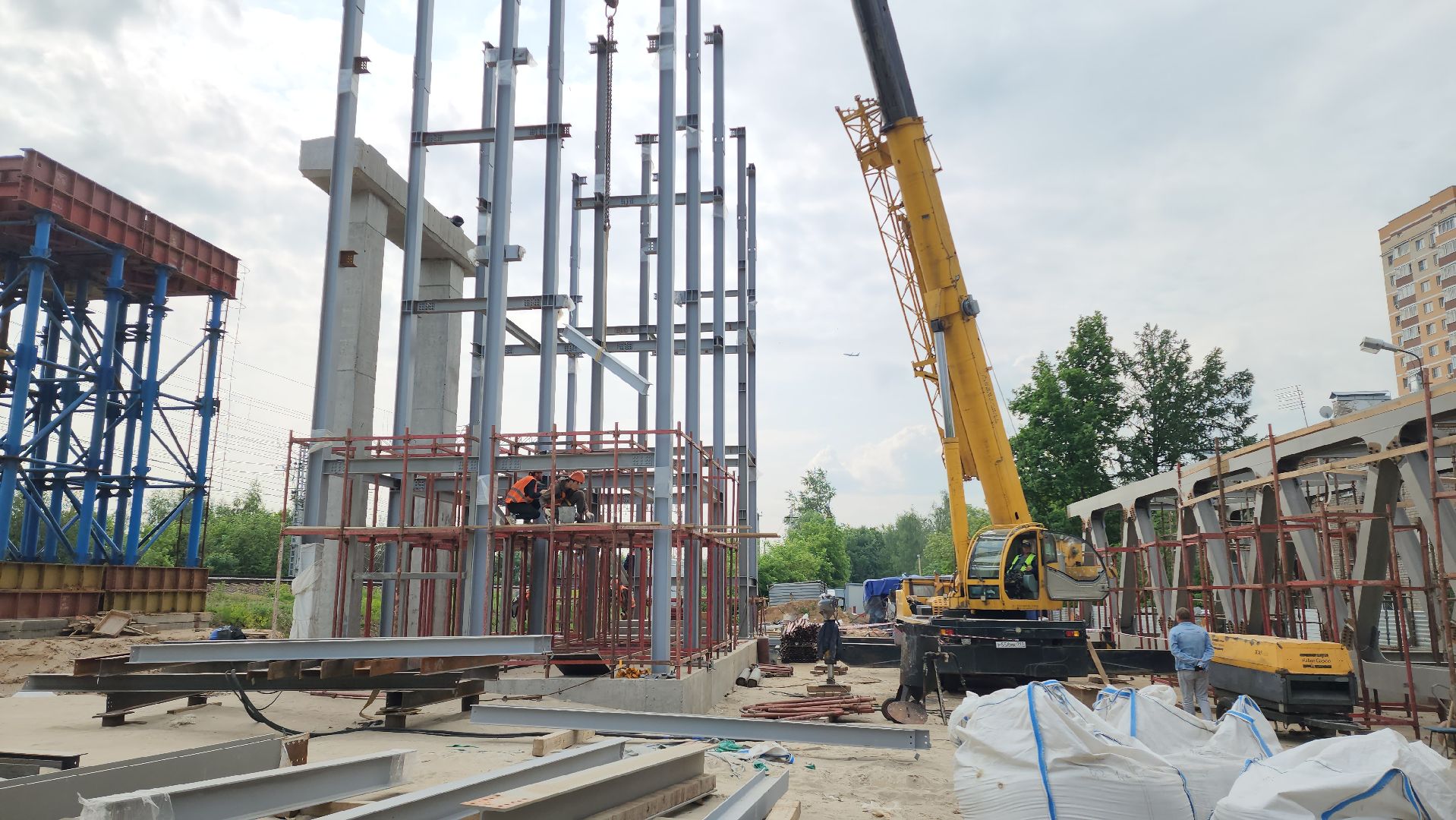 надземный переход, Лобня, Строительство ,