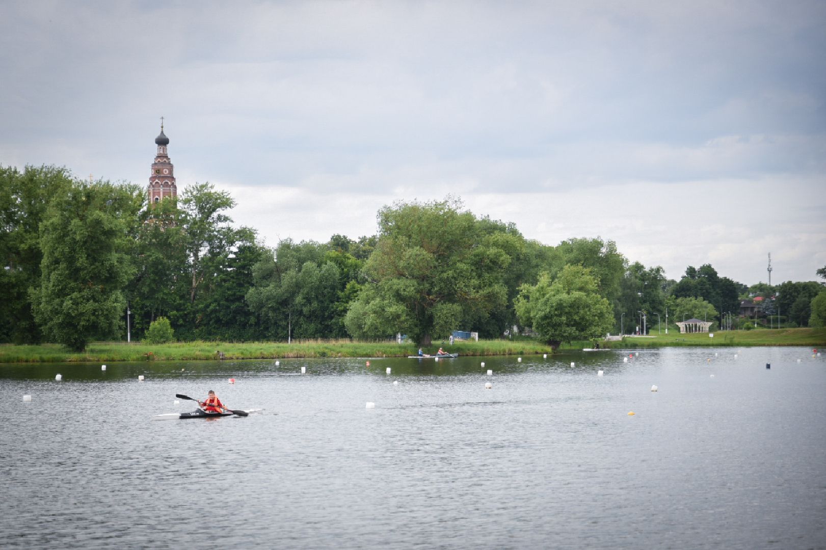 бронницы, день россии 2025, соревнования на байдарках и каноэ , дети,