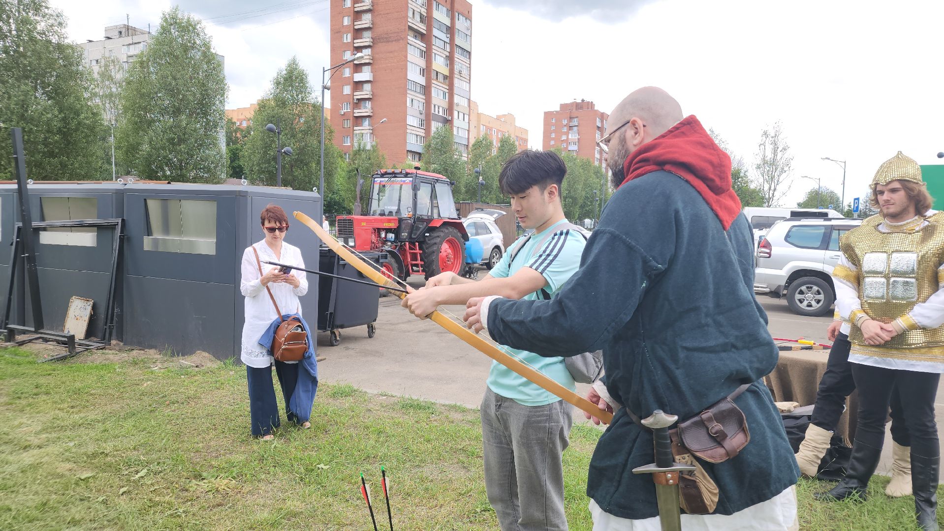 день россии 2025, орехово-зуево, стрельба из лука, парки подмосковья,