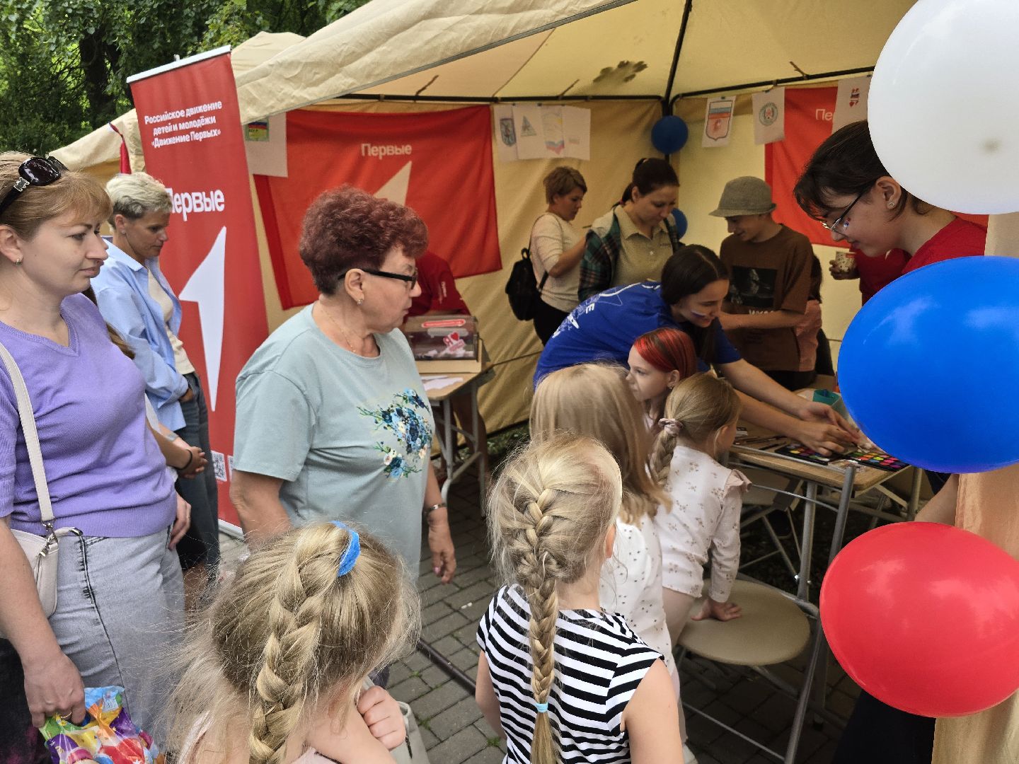 Коломна, день россии, лето в парках,