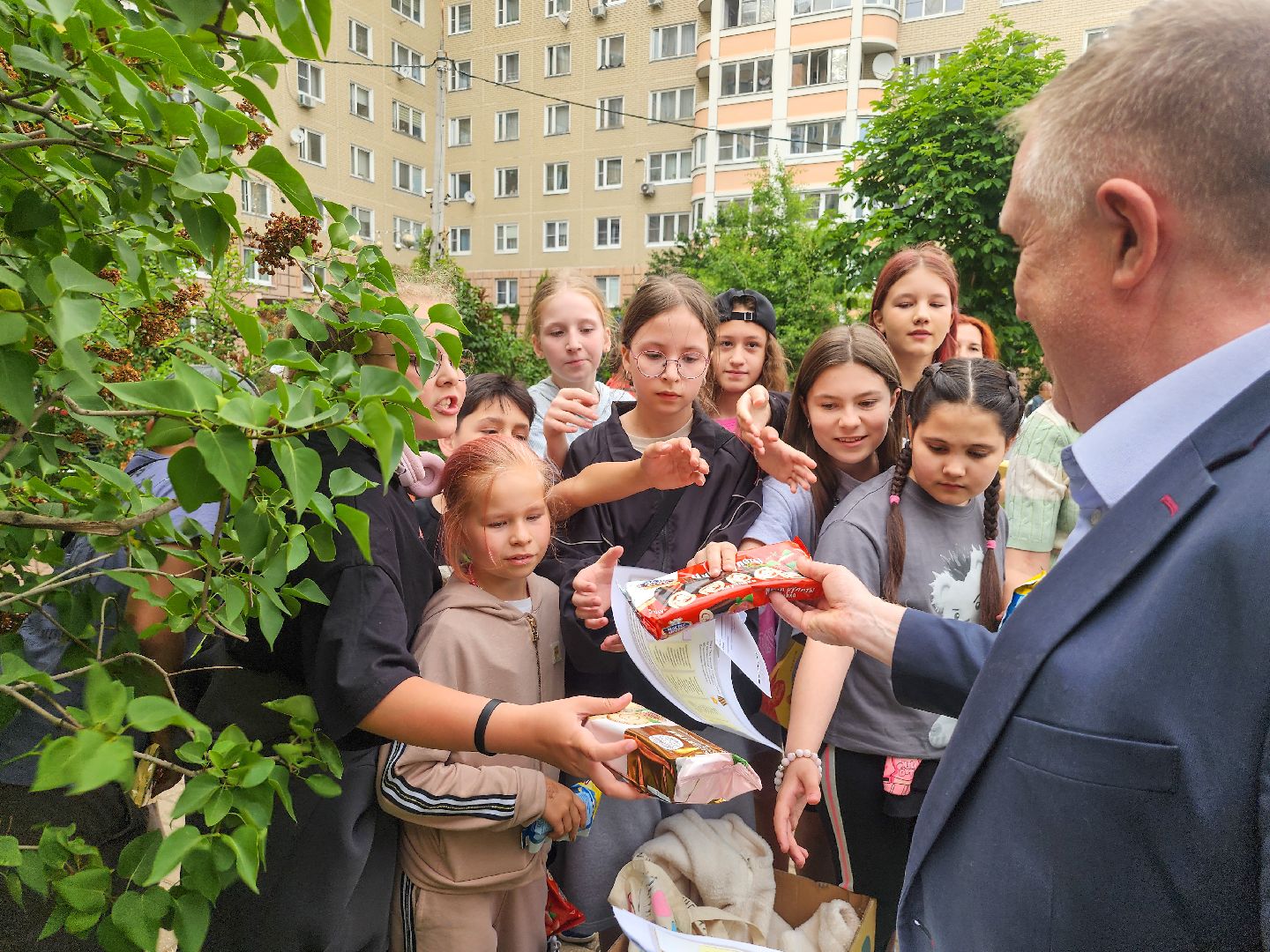 Подольск, день россии 2025,сад камней памяти и славы,семьи участников сво,Праздник,