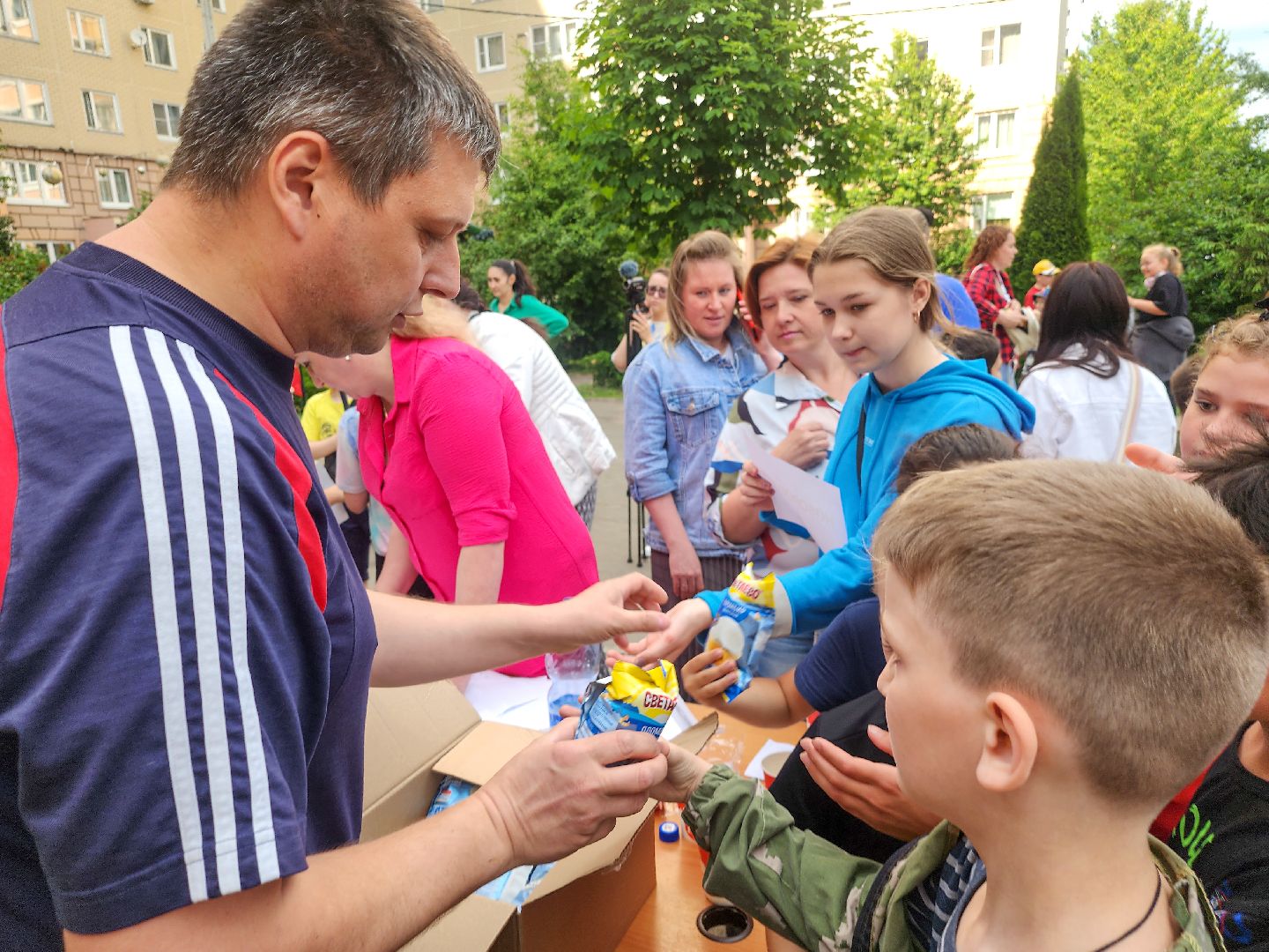 Подольск, день россии 2025,сад камней памяти и славы,семьи участников сво,Праздник,