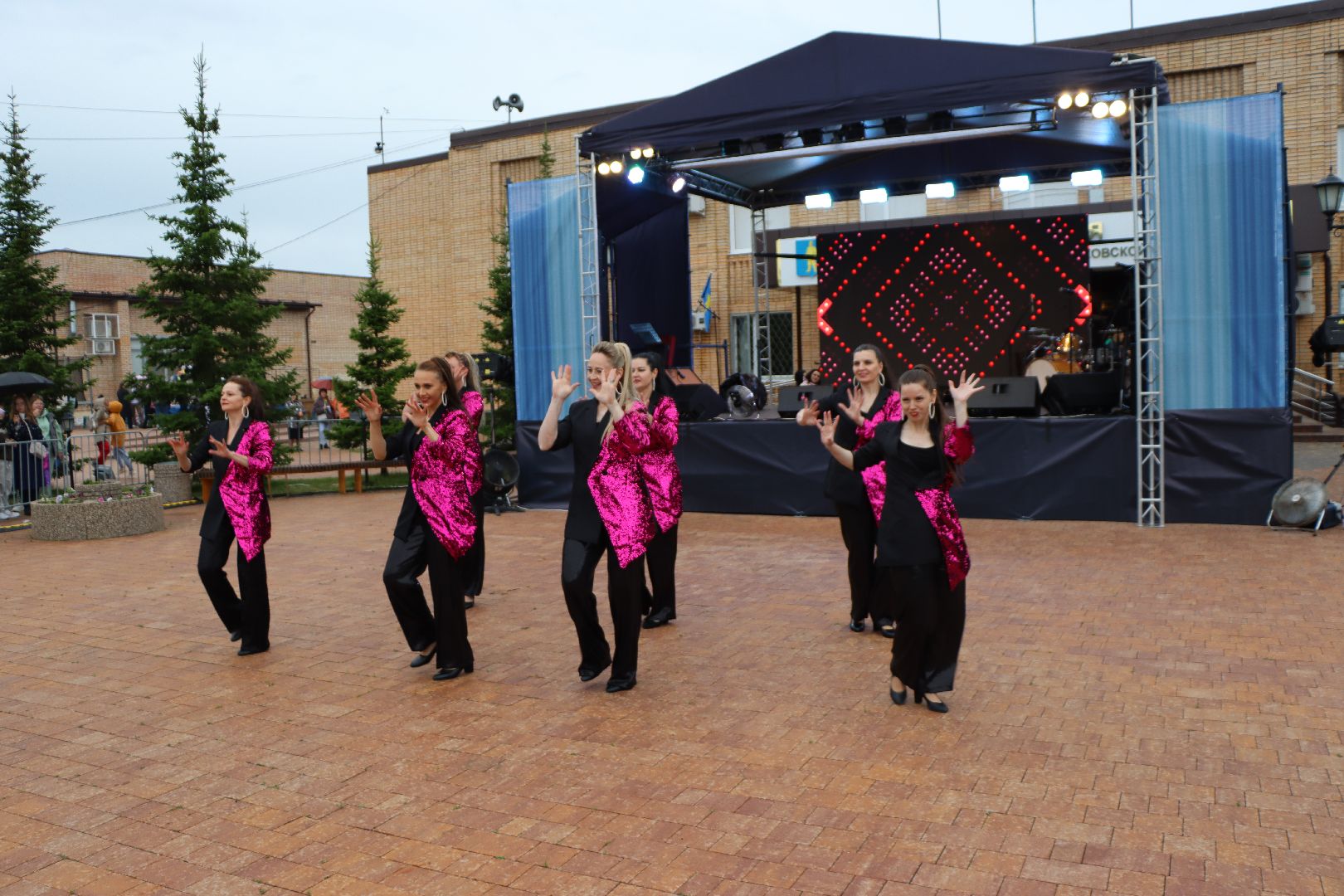 лотошино, день округа, день россии, праздник, концерт,