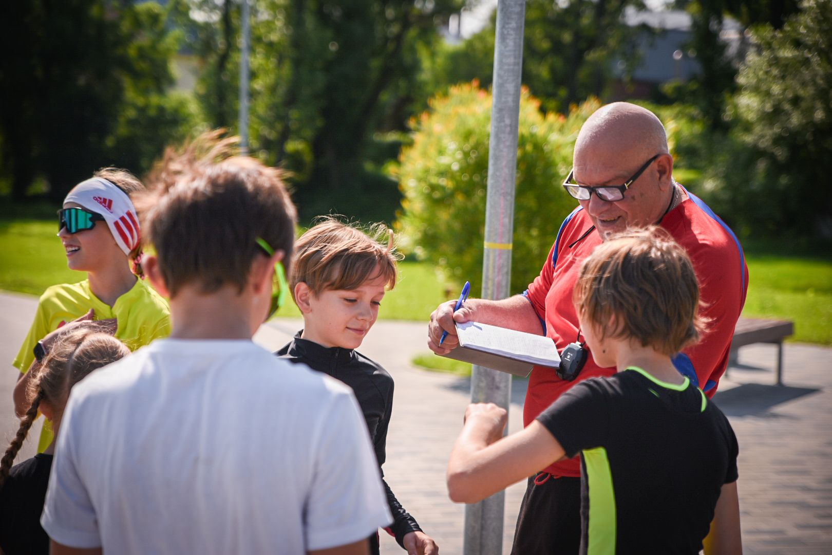 бронницы, тренировка лыжников летом, дети, парк бронницкий луг,