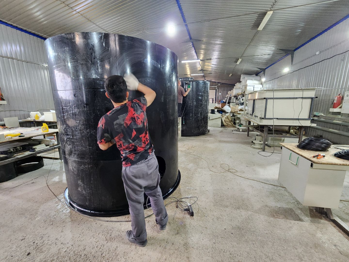 чехов, деревня сергеево, производственно-складской комплекс, завод полимеризделия, изделия из пропилена, пластиковые емкости, ванны, оборудование собственного производства, станки, гибочные машины, сварочные аппараты,стыковые станки, импортозамещение, российское сырье, отечественное оборудование,
