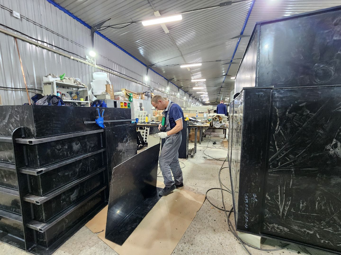 чехов, деревня сергеево, производственно-складской комплекс, завод полимеризделия, изделия из пропилена, пластиковые емкости, ванны, оборудование собственного производства, станки, гибочные машины, сварочные аппараты,стыковые станки, импортозамещение, российское сырье, отечественное оборудование,