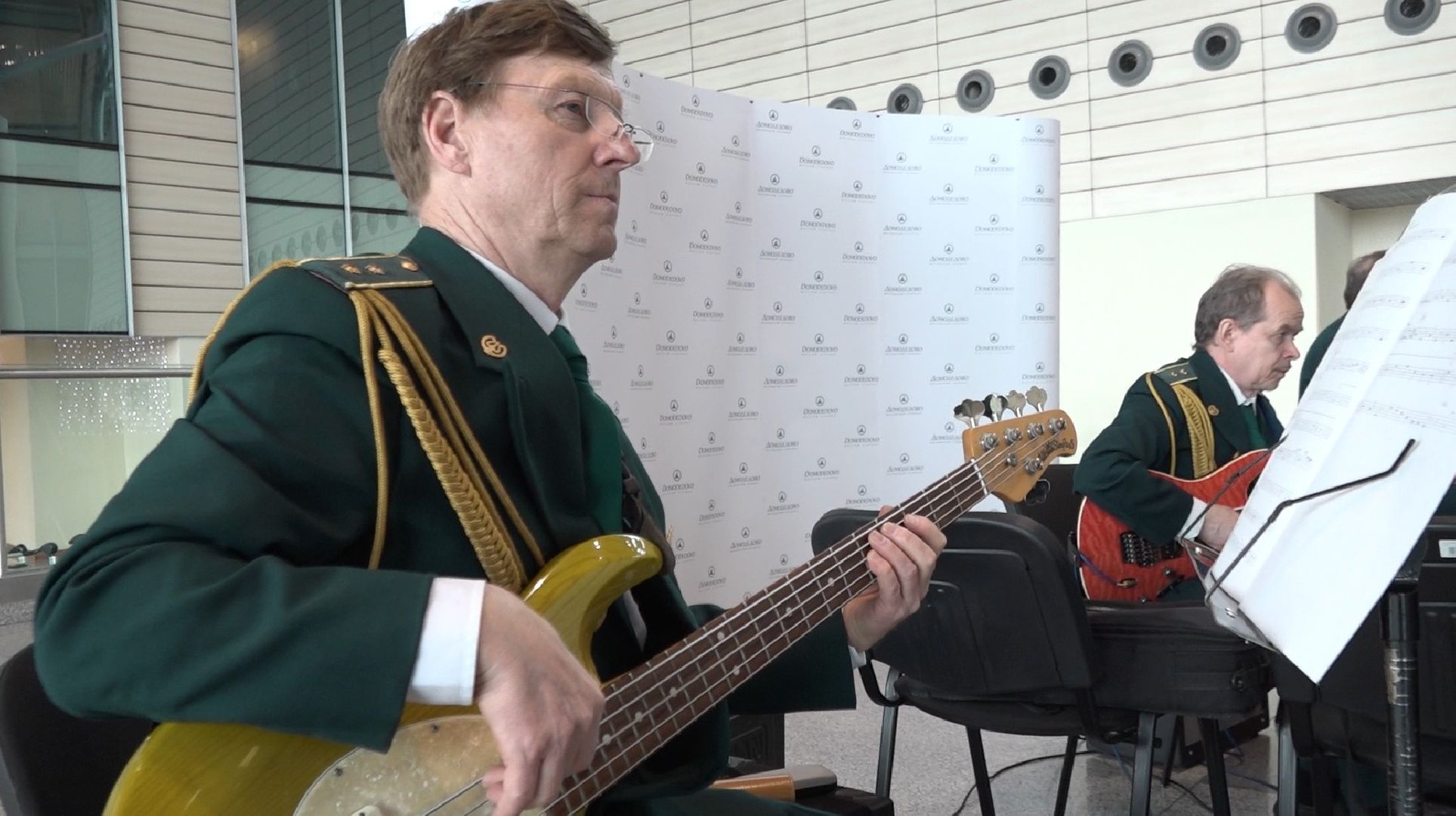 День Победы, аэропорт Домодедово, оркестр таможни