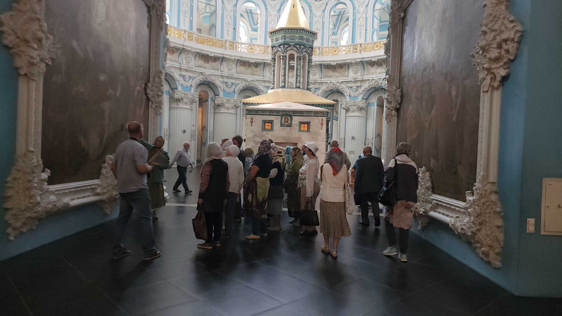 Истра, Религия, Монастырь, николай чудотворец,Мощи,