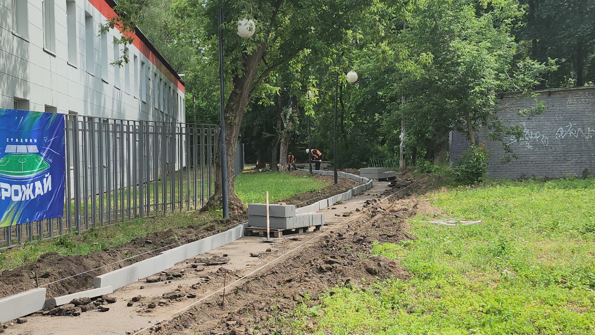 Люберцы, новый тротуар, народная тропа, глава городского округа люберцы владимир волков,