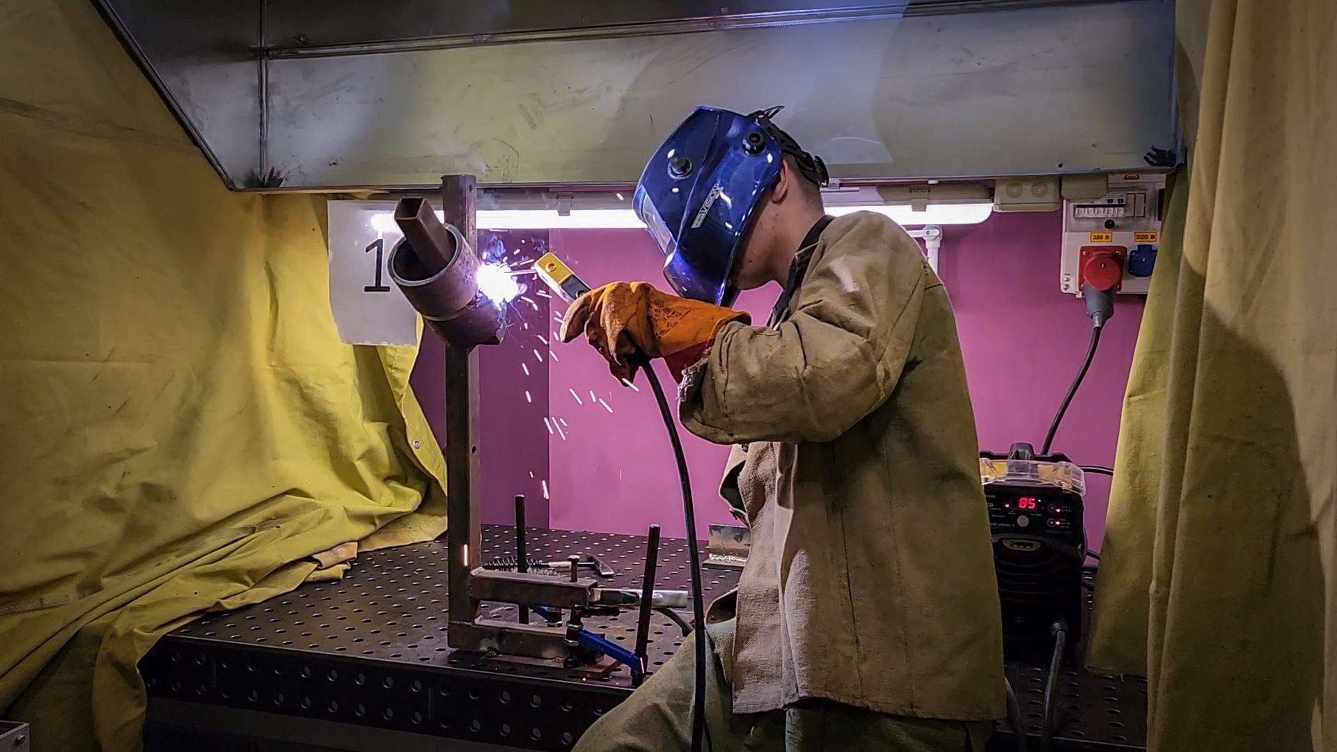 бронницы, автомобильно-дорожный колледж, демонстрационный экзамен , сварщик ,