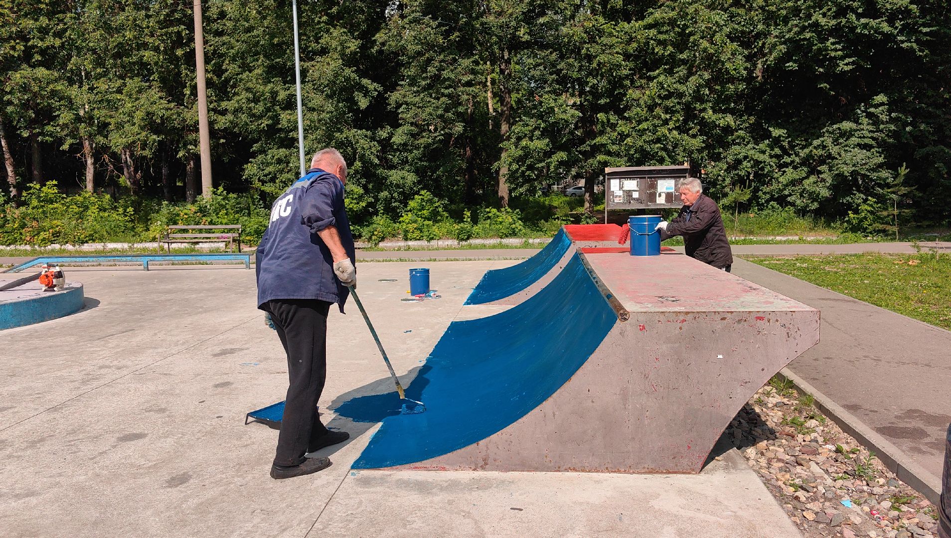 скейт-парк, площадка, лавочки, трибуна,