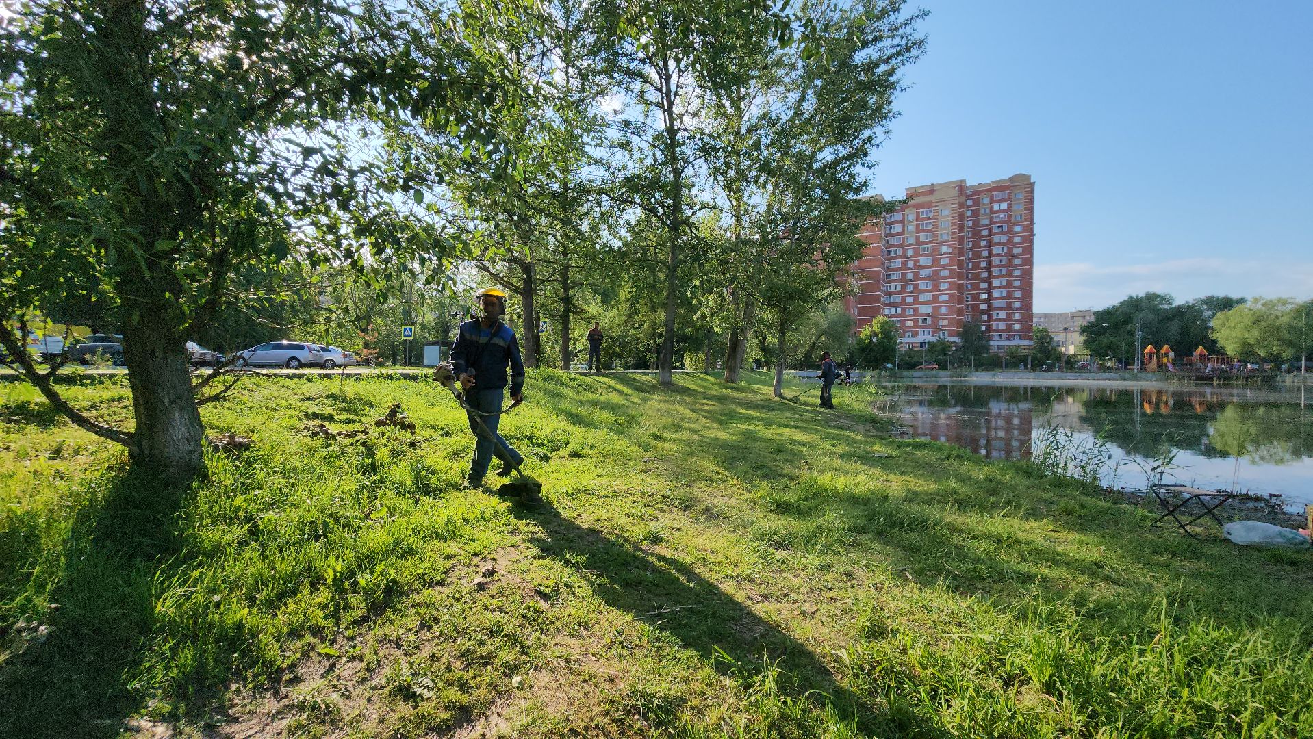 покос травы, Лобня, Благоустройство ,