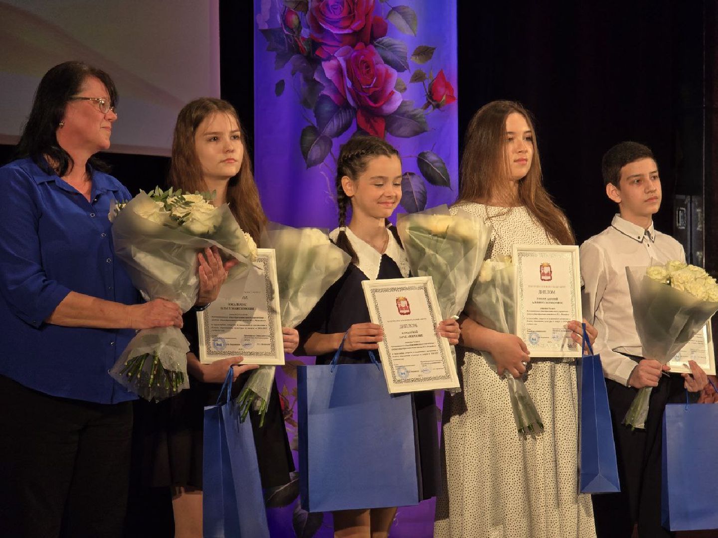 можайск, можайский муниципальный округ, подмосковье, одаренные дети, церемония награждения, ника нагулина,
