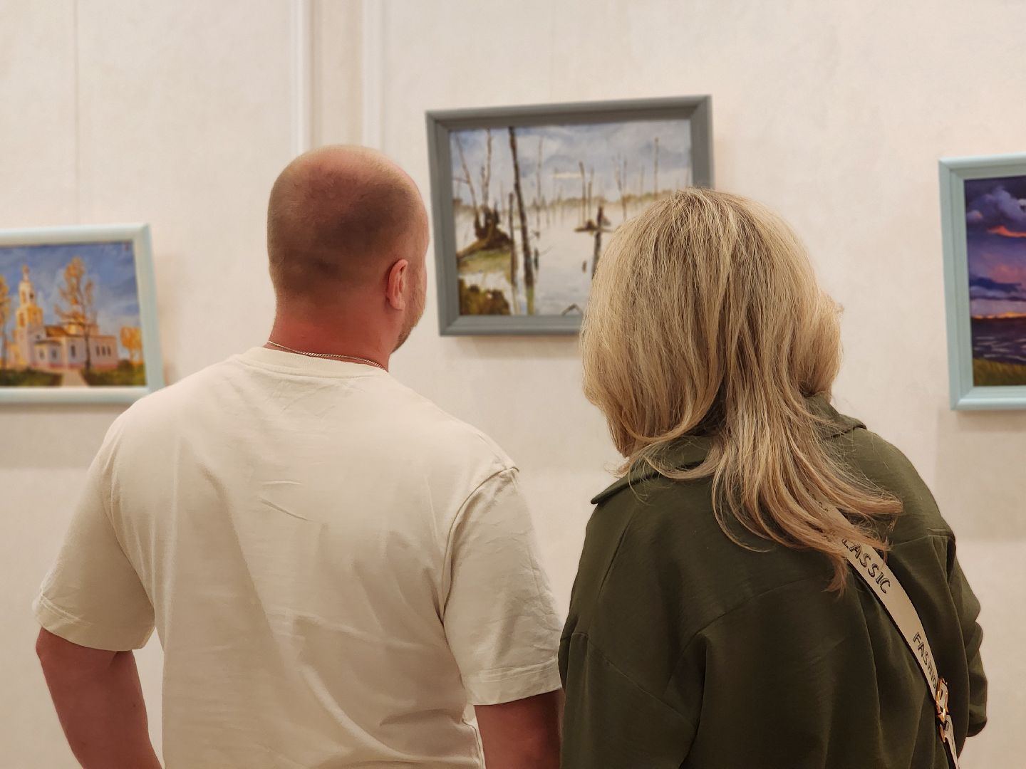 дубна, дк мир, выставка, живопись,