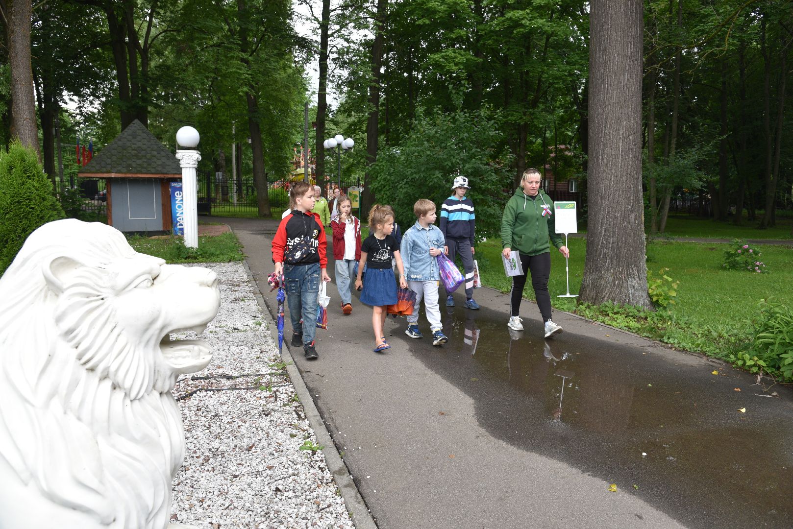 лотошино, лотошинская библиотека, лотошинский парк,