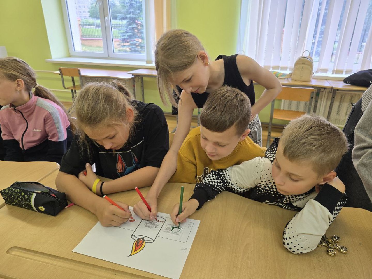 можайск, можайский муниципальный округ, подмосковье, день памяти и скорби, свеча памяти, школьный лагерь,