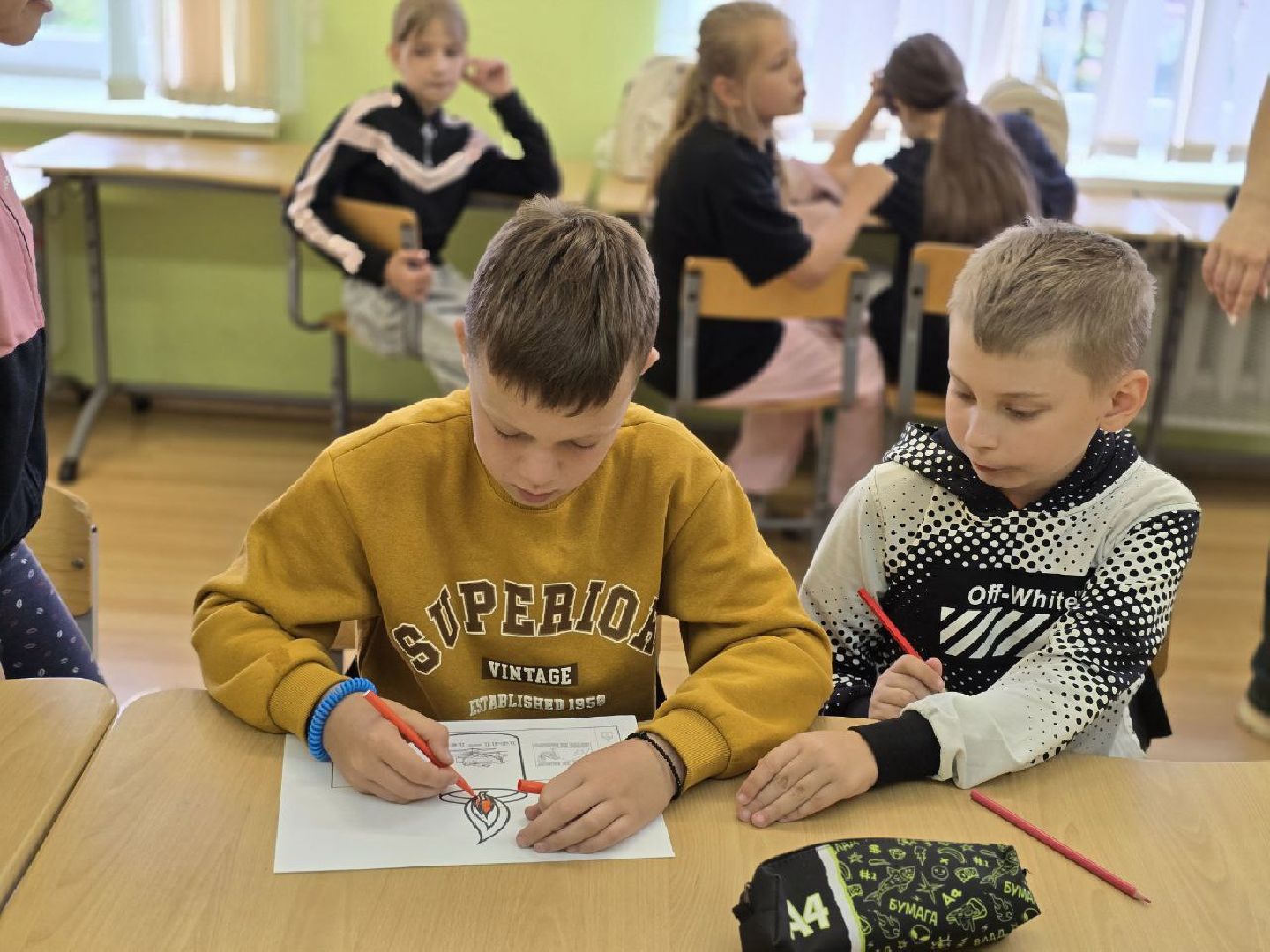 можайск, можайский муниципальный округ, подмосковье, день памяти и скорби, свеча памяти, школьный лагерь,