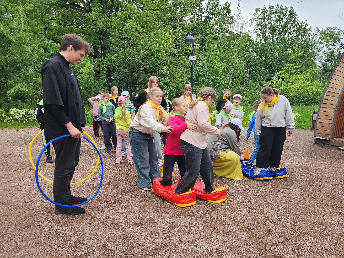 фрязино, летний детский лагерь, лесопарк, спортивная эстафета, дети в лагере,
