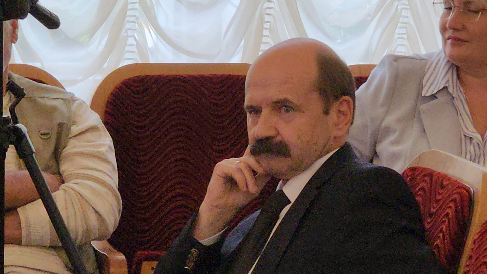 кашира, художественная выставка, краеведческий музей, картины, акварель , ока, пейзаж,