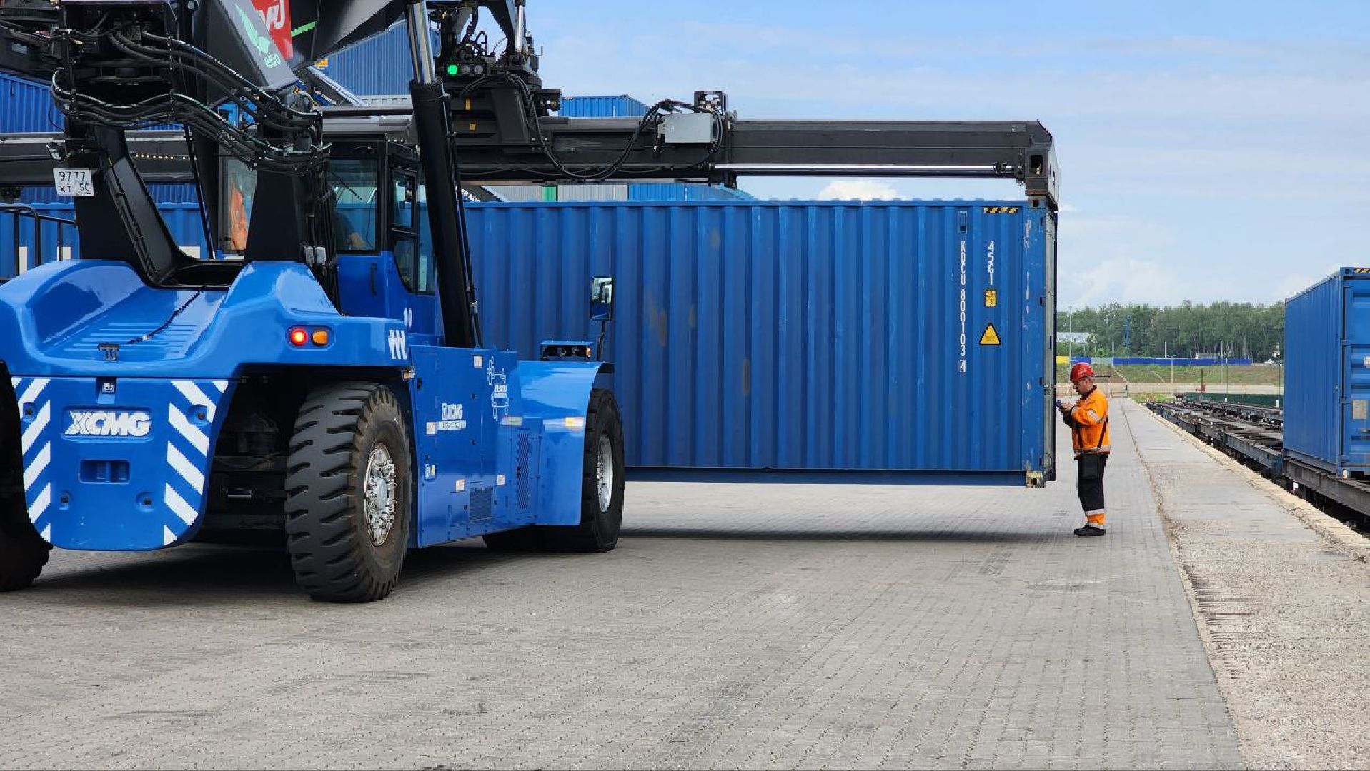 Дмитров, ТЛЦ Белый Раст, Контейнеры морского типа, Правительство МО, Губернатор МО,