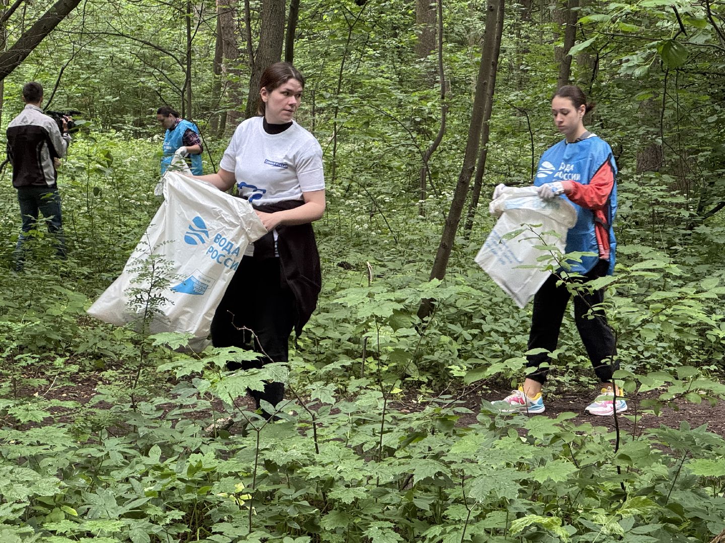 вода россии, балашиха, субботник, парк пехорка, волонтеры,