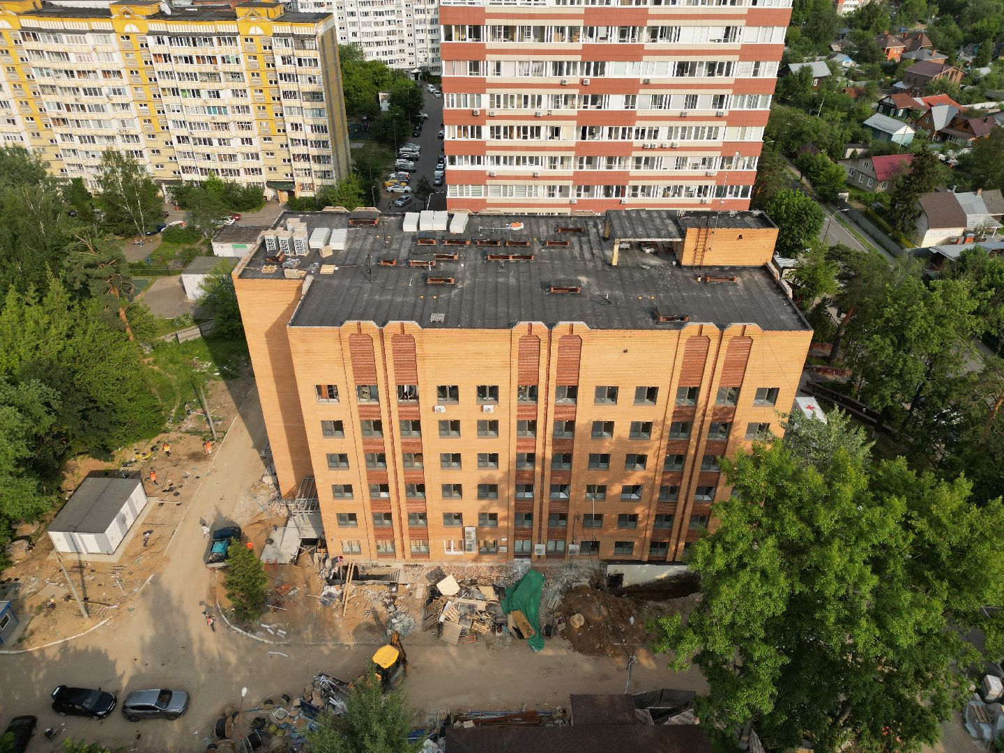 видео с коптера, поликлиника в пушкино, медицина в пушкино,