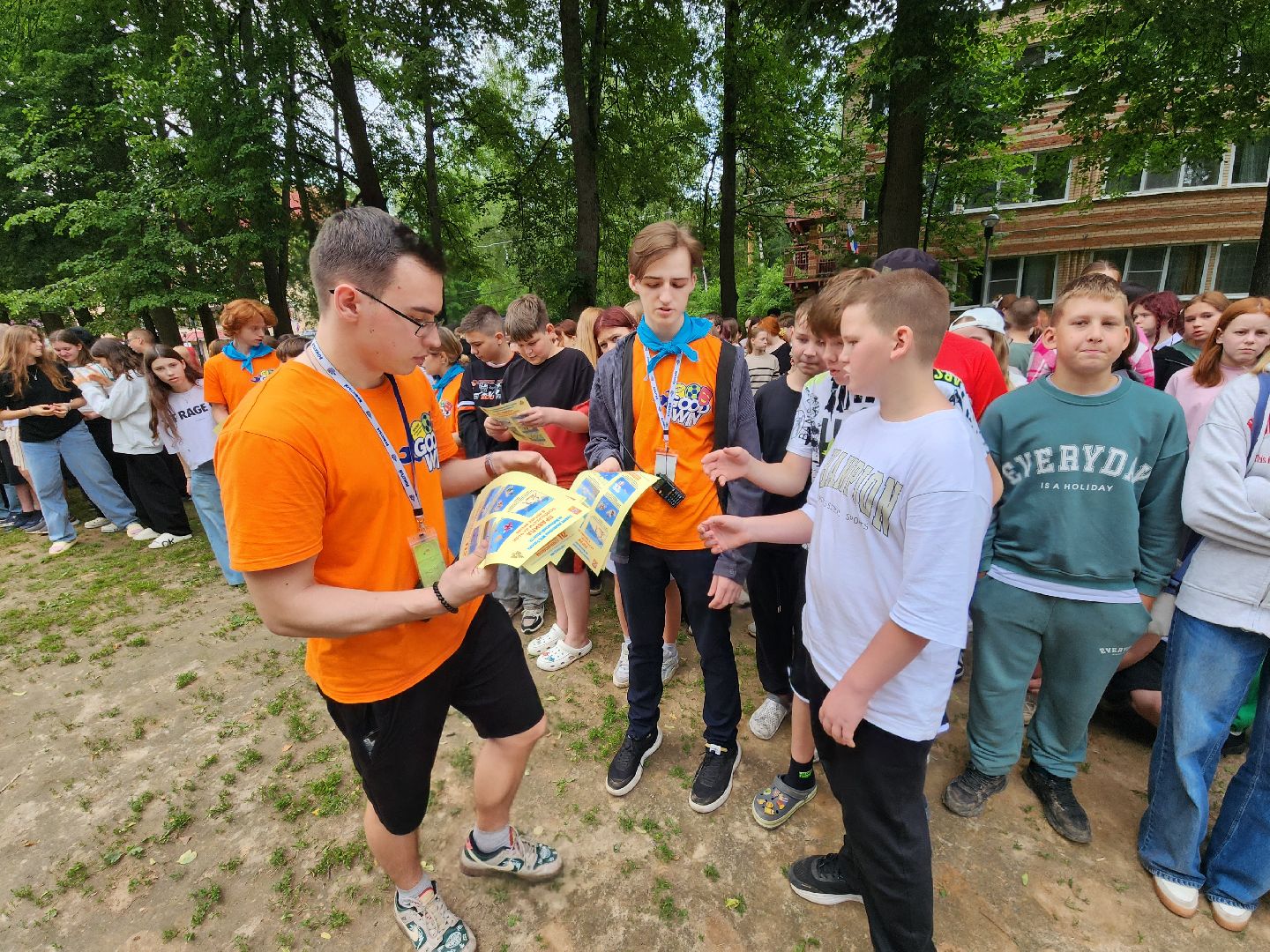 чехов, детский лагерь звездочка, день безопасности, правила поведения на воде, пожарная безопасность, мчс, гимс,   вдпо,  чеховспас, профилактика, брошюры и памятки, урок безопасности, викторины, интерактив, демонстрация пожарной техники, оборудование и снаряжение, мороженое,