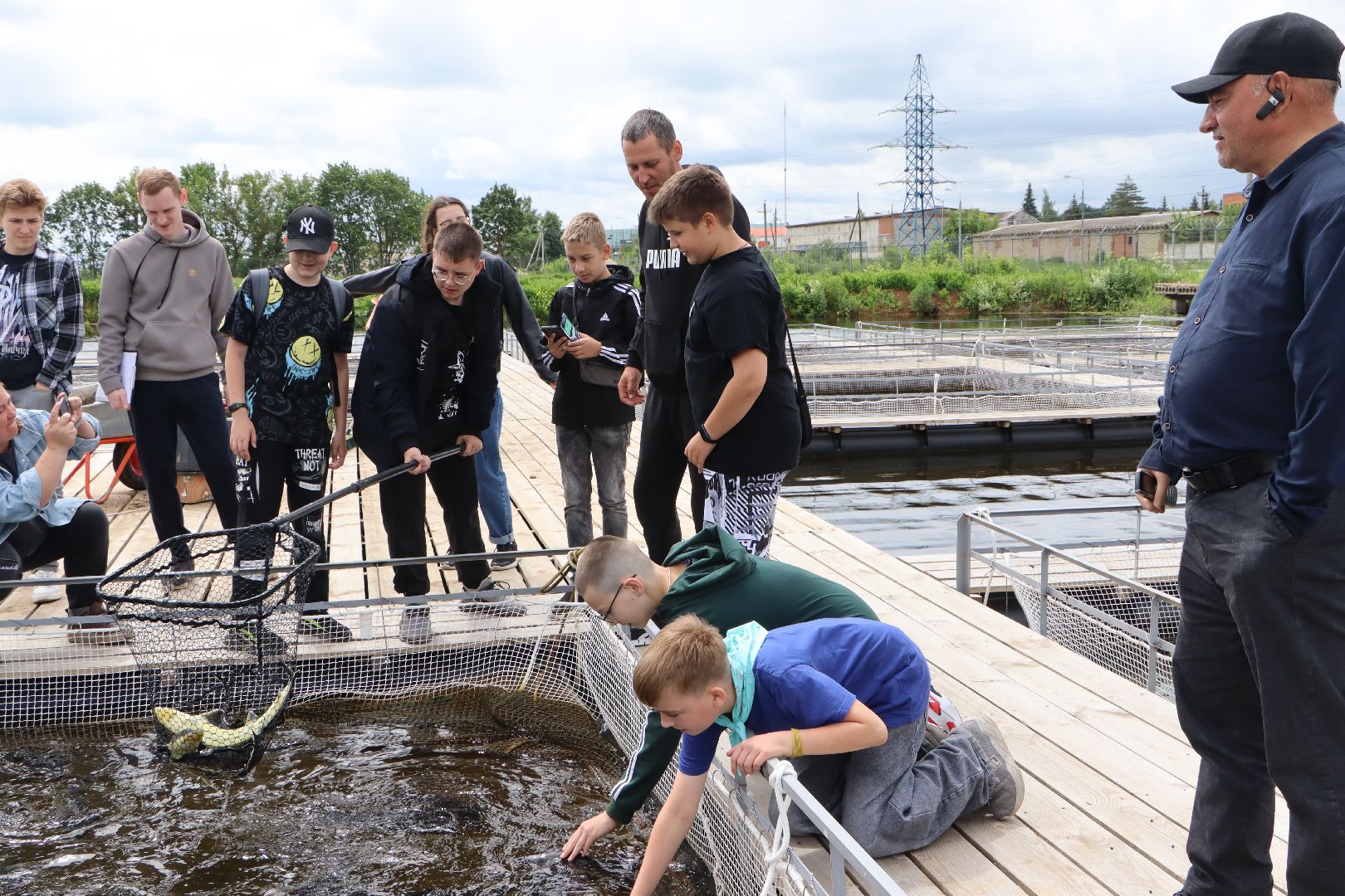 осетровое хозяйство в серебряных прудах, экскурсия, школьники, серебряные пруды,