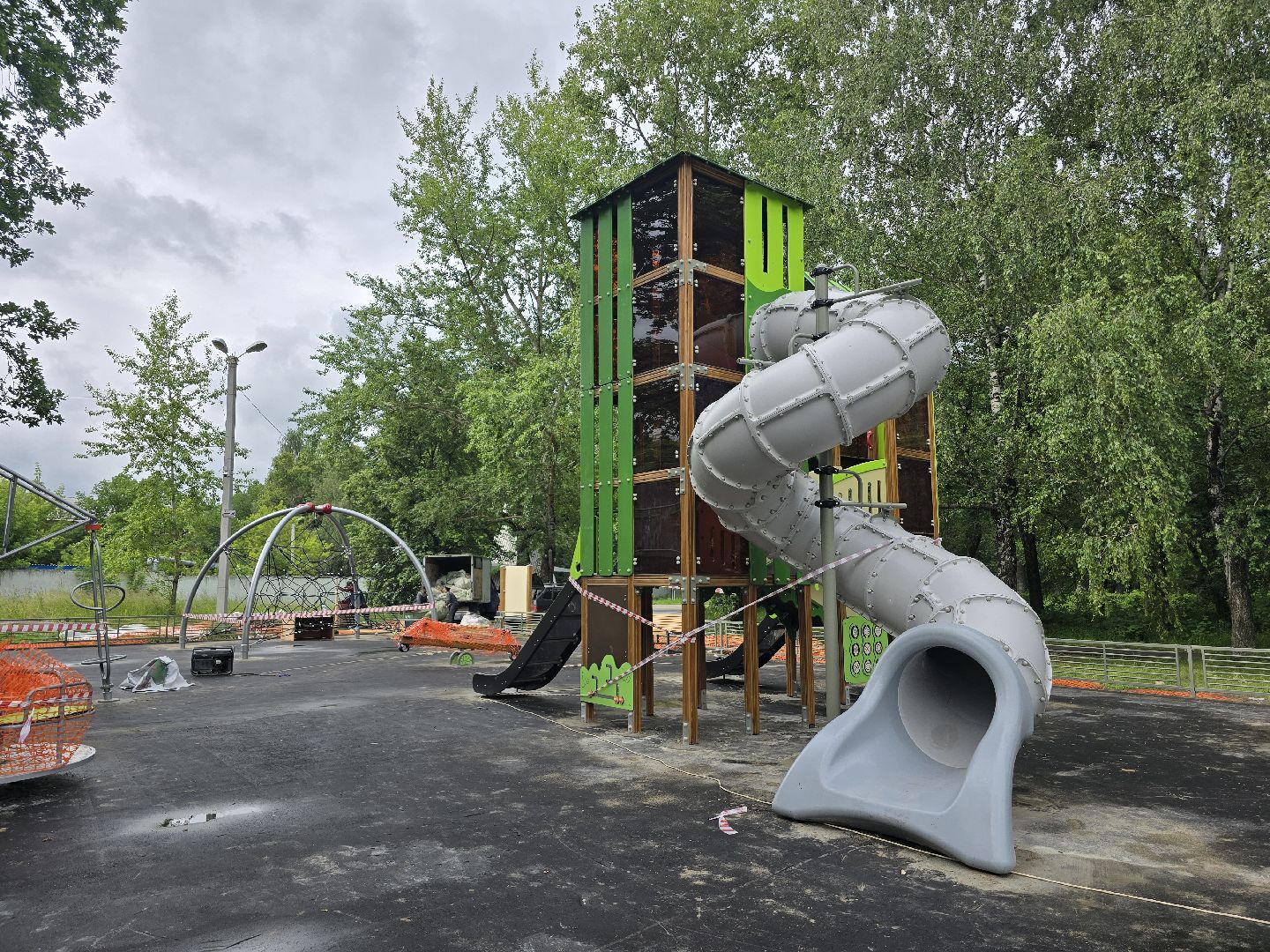 Коломна, губернаторская детская площадка, детский игровой комплекс,