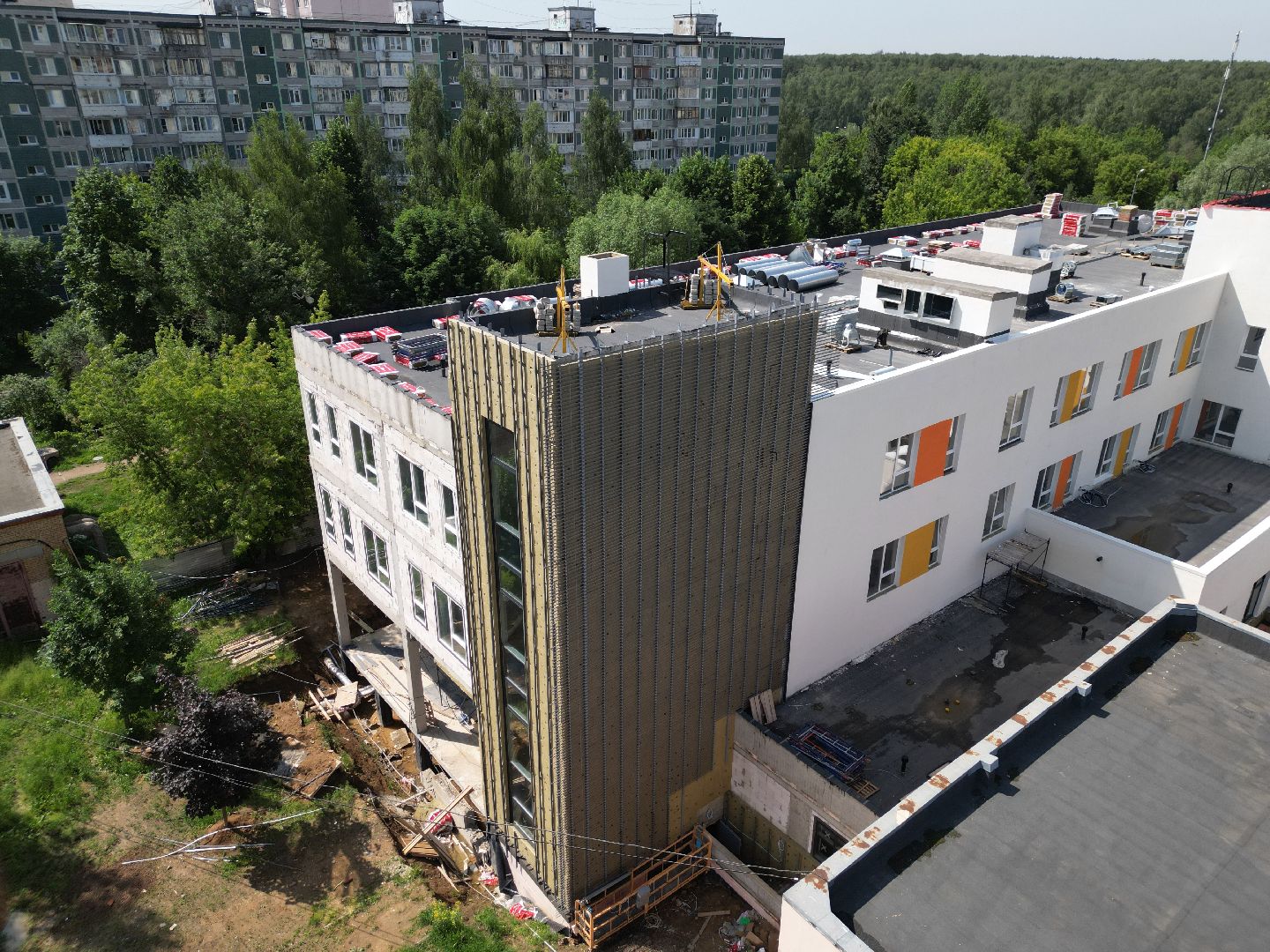 видео с коптера, пристройка к гимназии 13, гимназия 13 в долгопрудном,