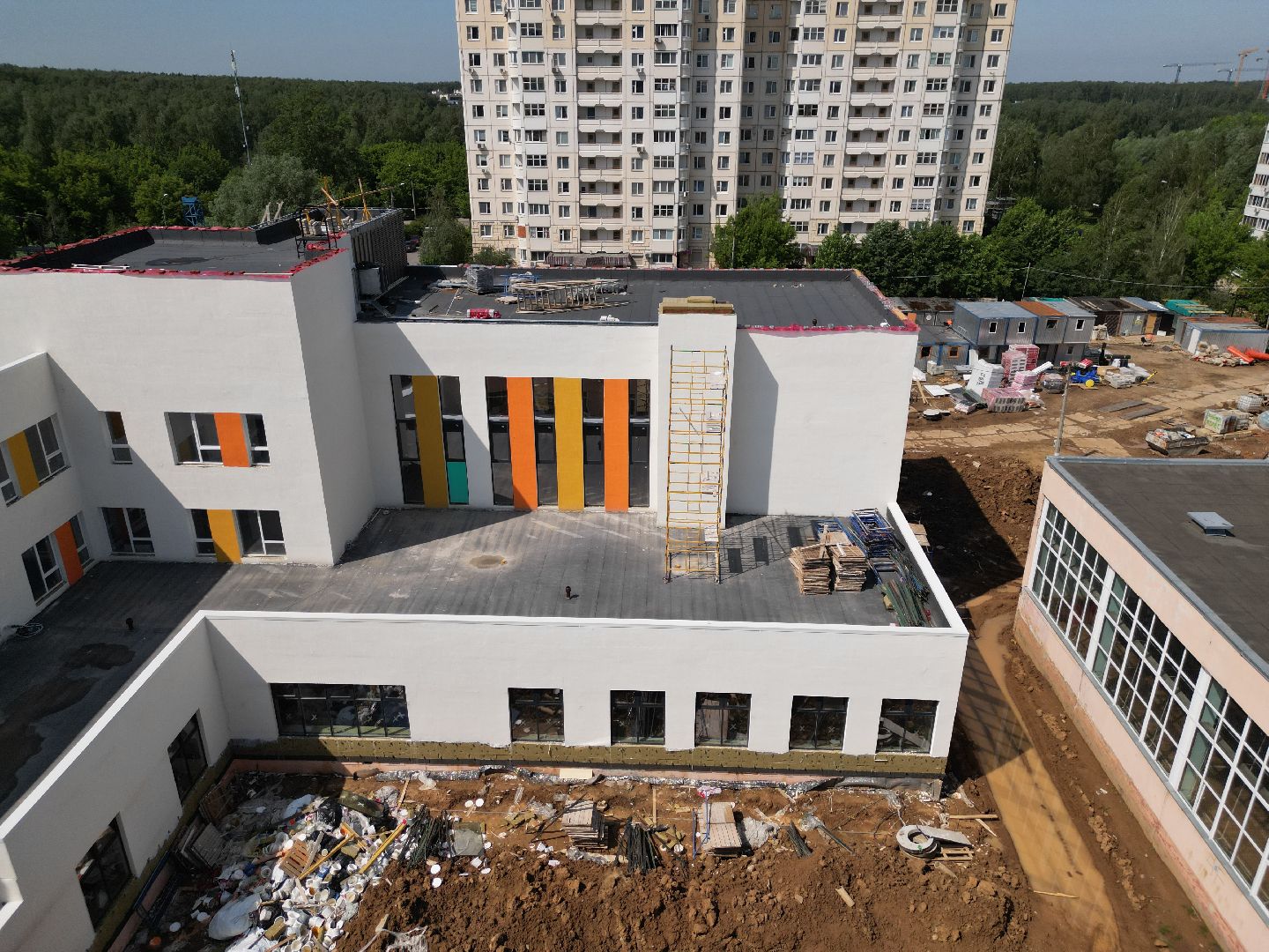 видео с коптера, пристройка к гимназии 13, гимназия 13 в долгопрудном,