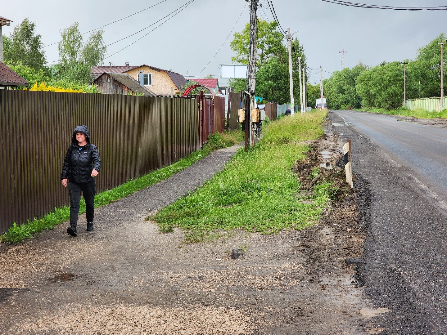 чехов, выездная администрация, встреча с жителями, обращения граждан, поселок столбовая, улица вокзальная, тротуар,  улица малая , уличное освещение, благоустройство , ремонт тротуара,