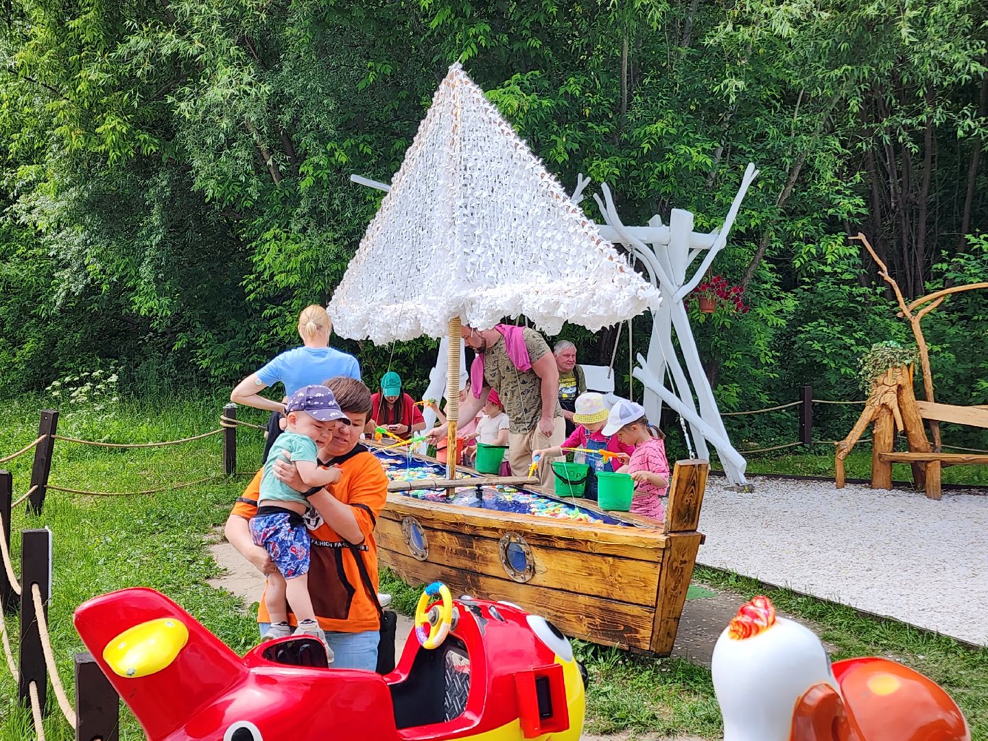 чехов, улица пушкина, парк культуры и отдыха, реконструкция, благоустройство, тропинки, спортивные площадки, парковка, кафе, госпрограмма московской области, формирование комфортной городской среды,