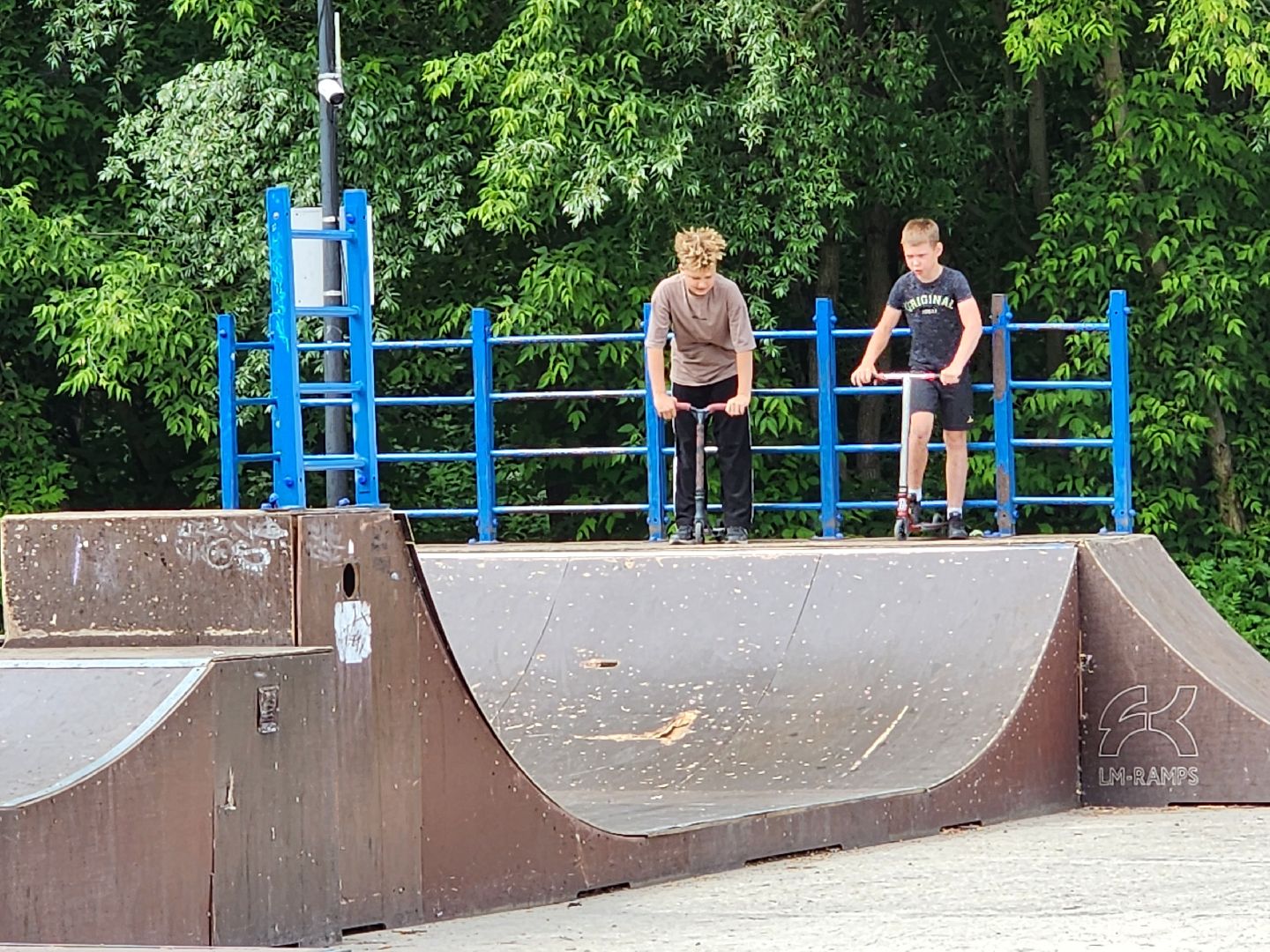 чехов, улица пушкина, парк культуры и отдыха, реконструкция, благоустройство, тропинки, спортивные площадки, парковка, кафе, госпрограмма московской области, формирование комфортной городской среды,