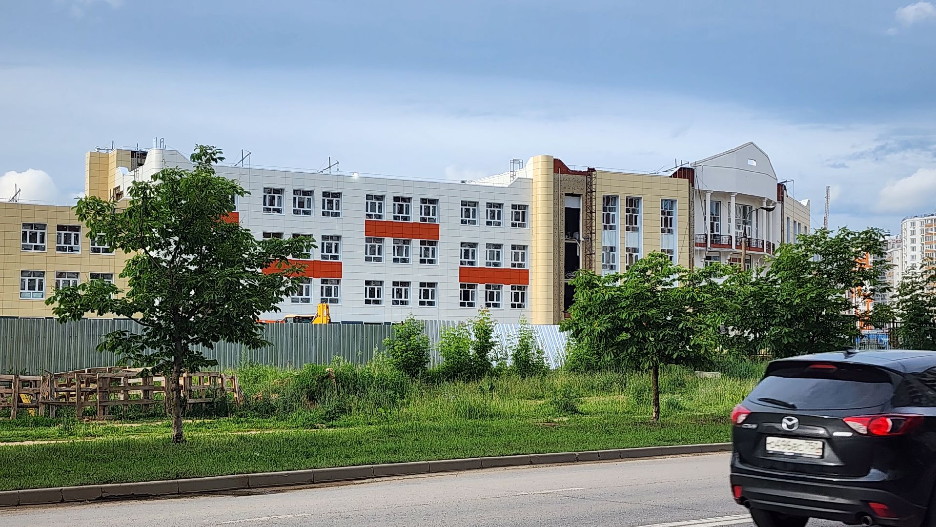 люберцы, дзержинский, выездная администиация, глава городского округа люберцы владимир волков, новая школа в дзержинске,